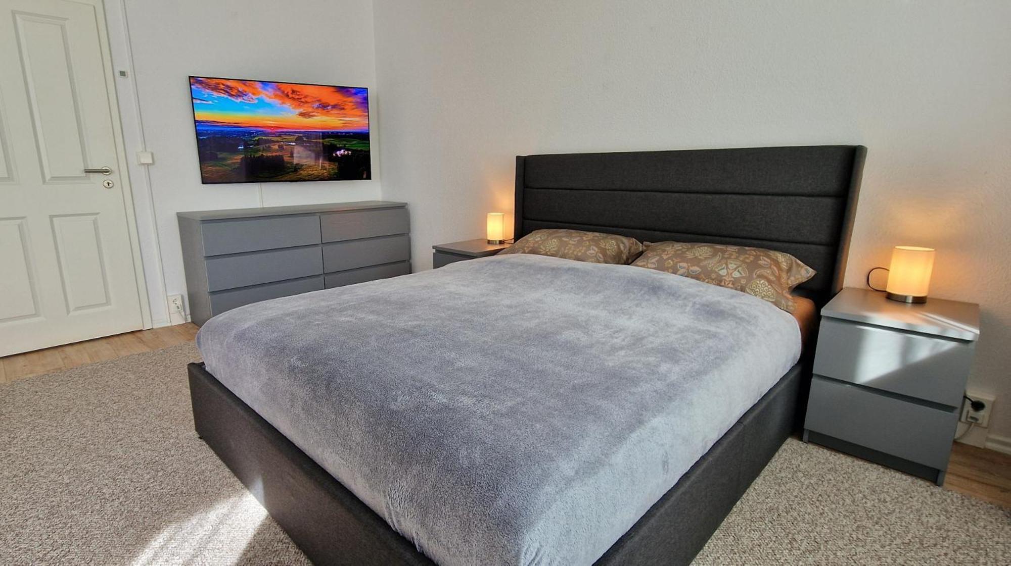 Zentrum Apartment - Oled Tv - Ps4 - Balkon - Parking شيمنيتز المظهر الخارجي الصورة